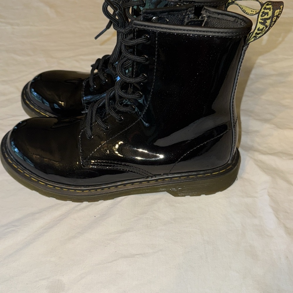 Dr. Martens 1460 Patent Leather Boots Black Glossy 7 Women Y2K goth - Picture 3 of 10